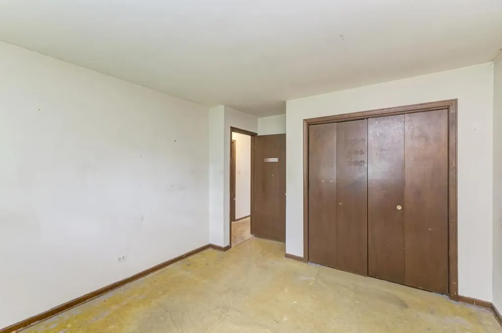 8017 Sawyer Road Darien IL 60561