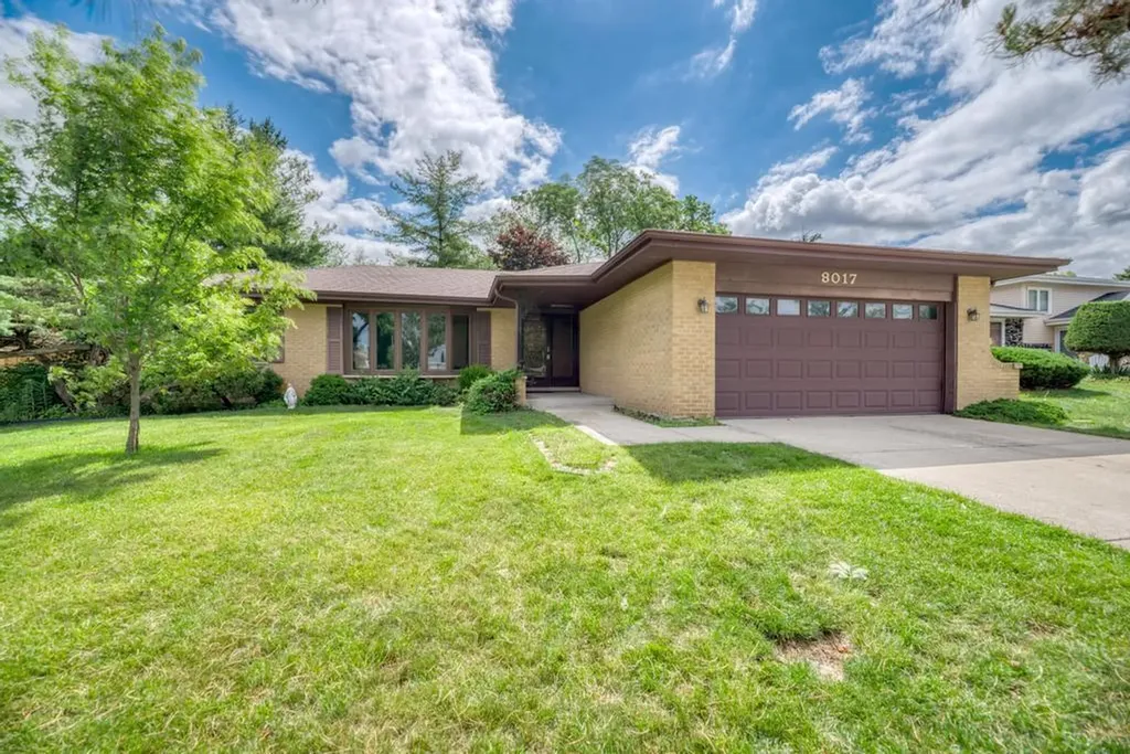 8017 Sawyer Road Darien IL 60561