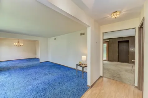 8017 Sawyer Road Darien IL 60561