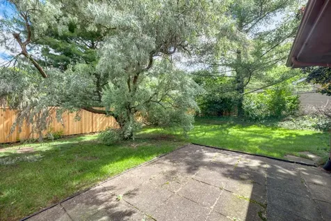 8017 Sawyer Road Darien IL 60561