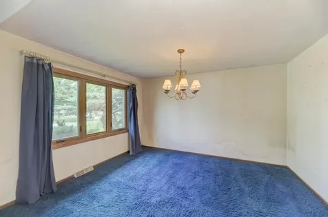 8017 Sawyer Road Darien IL 60561