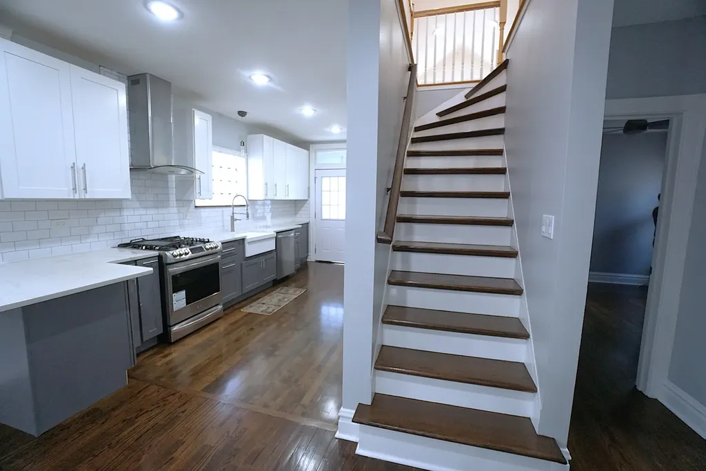 5249 Hoffman Street Skokie IL 60077