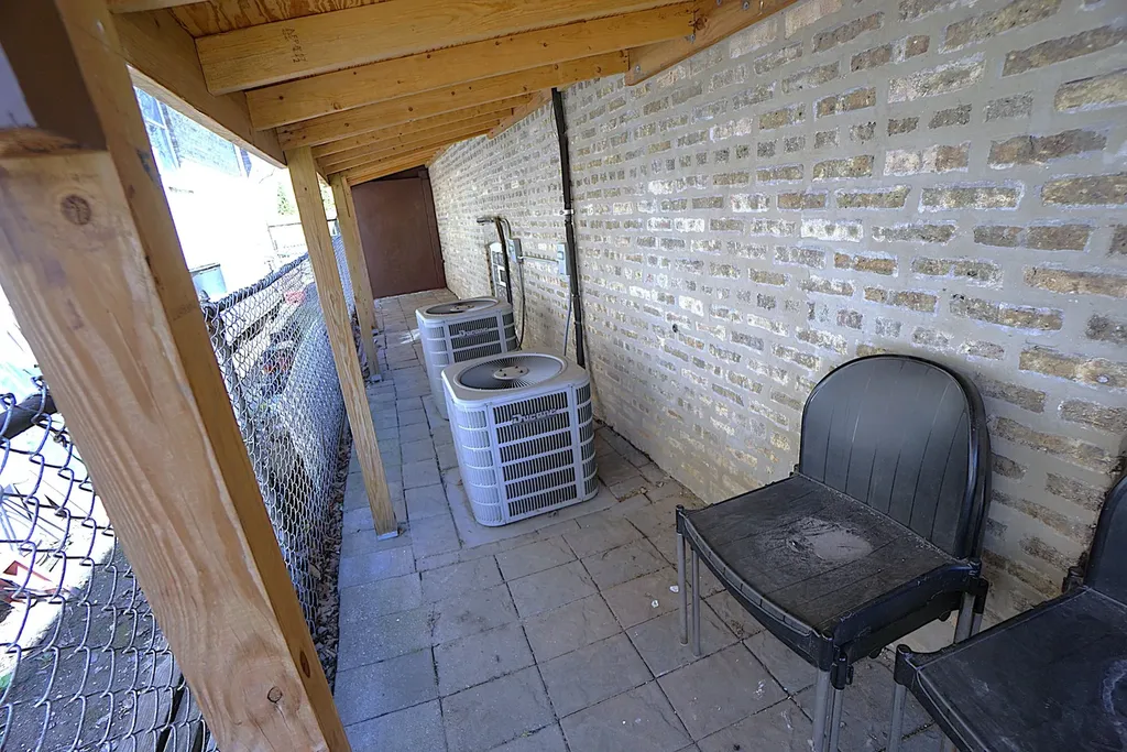 5249 Hoffman Street Skokie IL 60077
