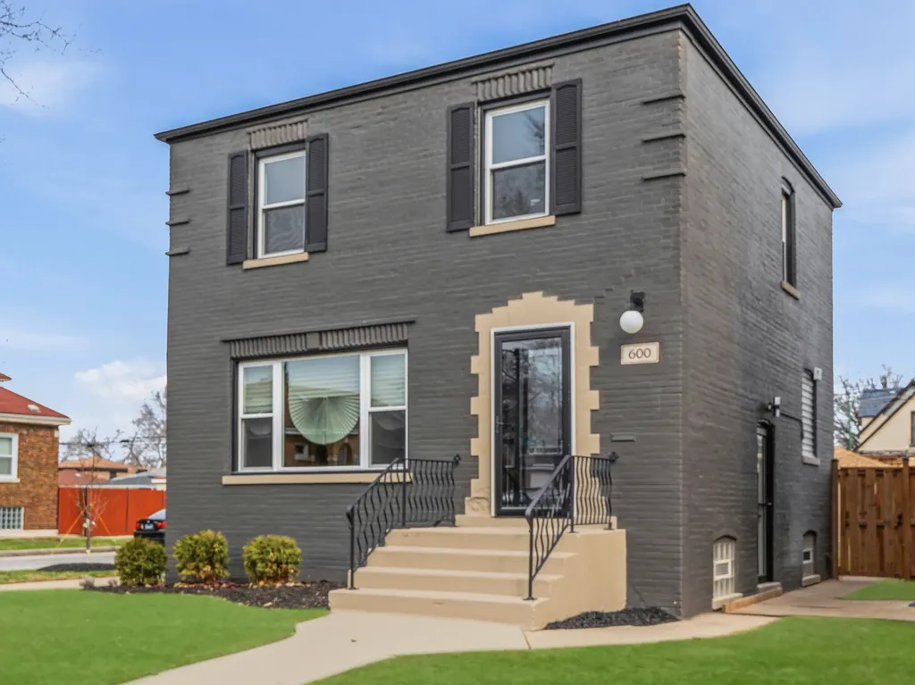 600 East 87th Place Chicago IL 60619