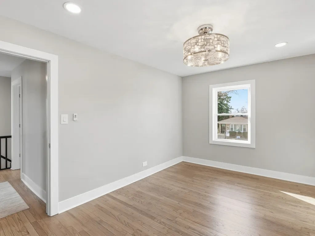 600 East 87th Place Chicago IL 60619