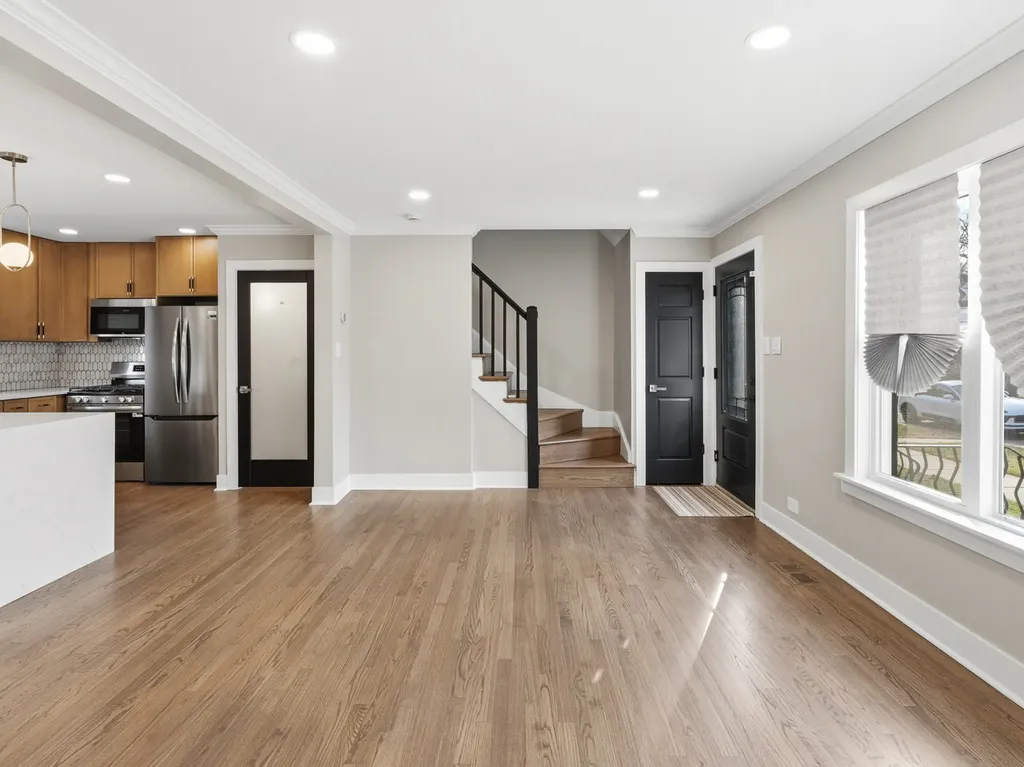 600 East 87th Place Chicago IL 60619
