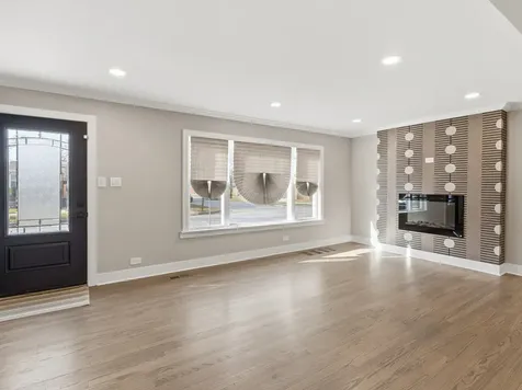 600 East 87th Place Chicago IL 60619