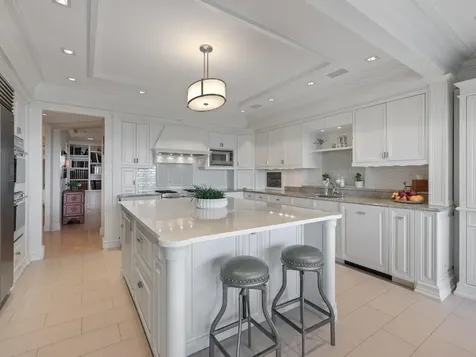 2120 North Lincoln Park West Chicago IL 60614