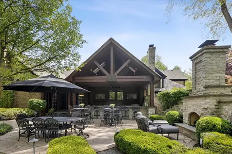 2455 Persimmon Drive St. Charles IL 60174