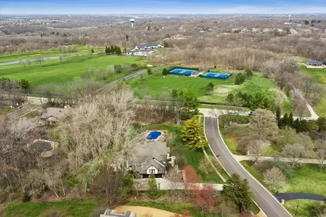 2455 Persimmon Drive St. Charles IL 60174