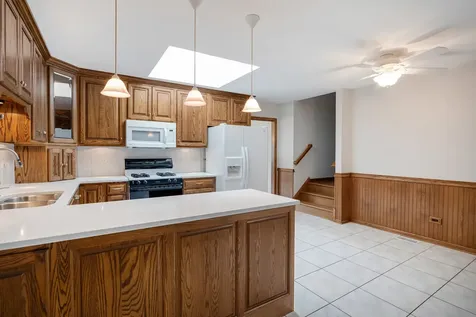 16148 85TH Avenue Tinley Park IL 60487