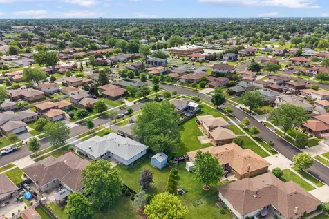 16148 85TH Avenue Tinley Park IL 60487