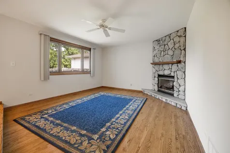 16148 85TH Avenue Tinley Park IL 60487