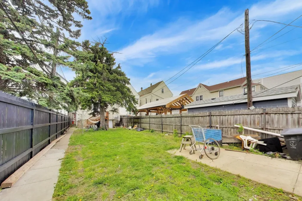 1645 North Central Park Avenue Chicago IL 60647