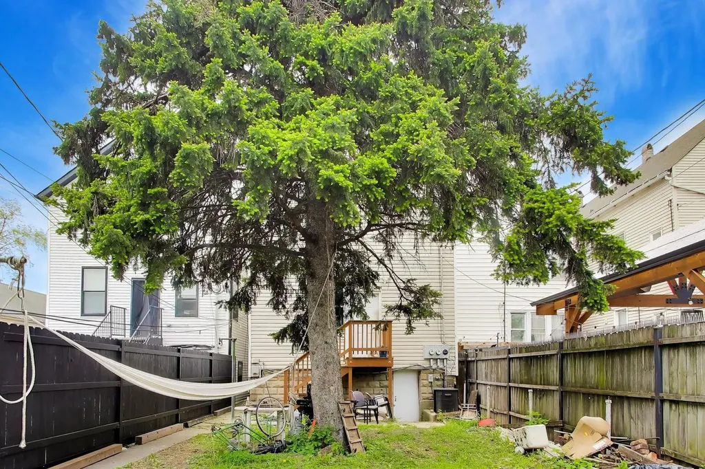 1645 North Central Park Avenue Chicago IL 60647