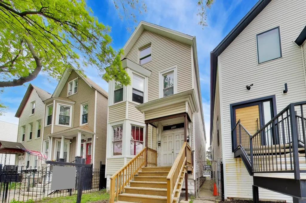 1645 North Central Park Avenue Chicago IL 60647