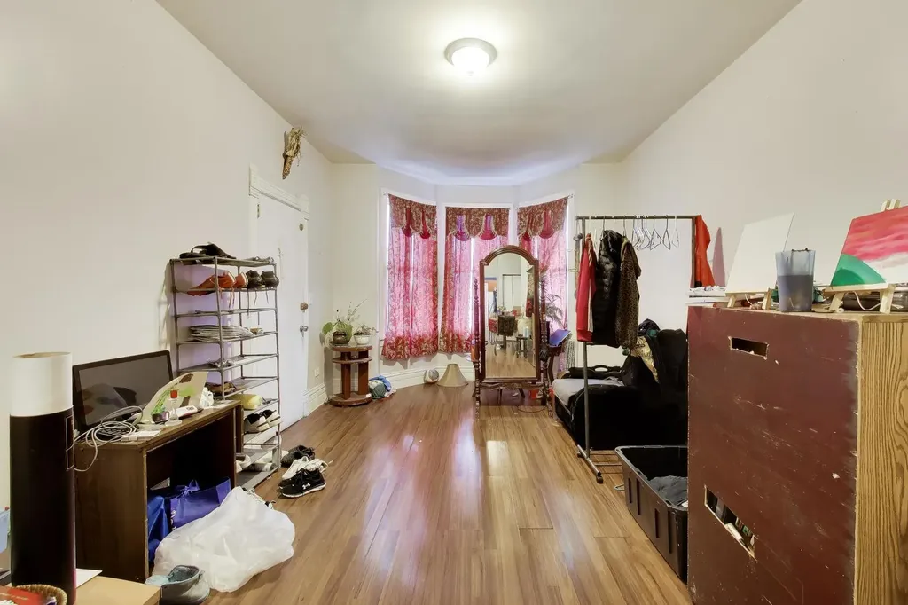 1645 North Central Park Avenue Chicago IL 60647