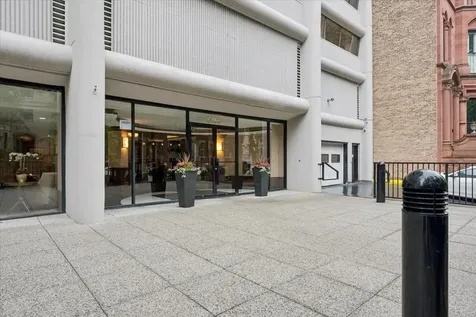 1415 North Dearborn Street Chicago IL 60610
