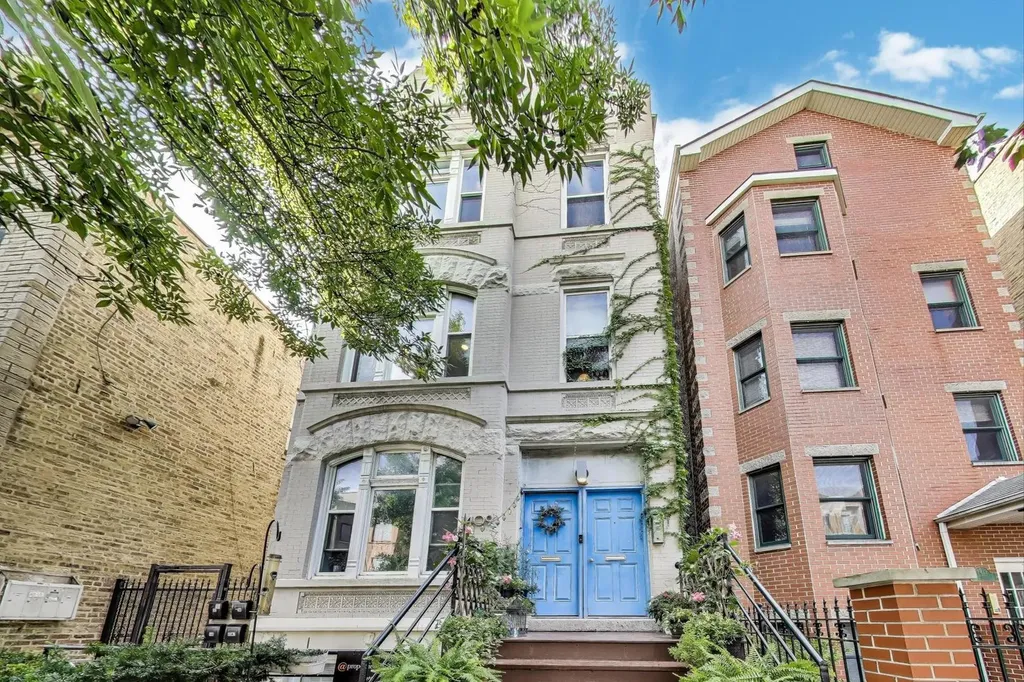 1409 West Superior Street Chicago IL 60642