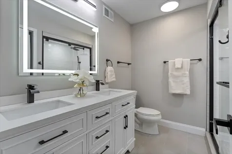 461 Clover Avenue Lake Forest IL 60045