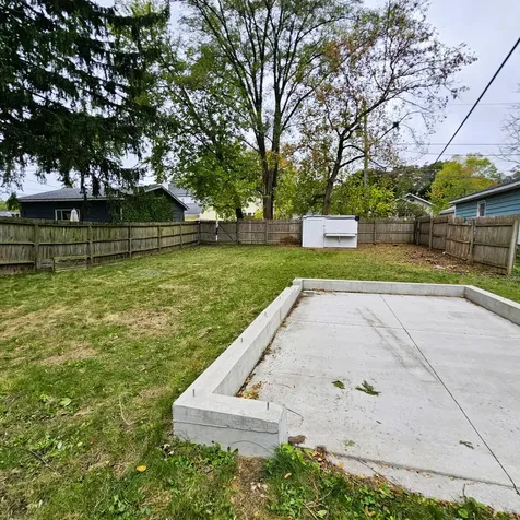 121 4TH Street Libertyville IL 60048