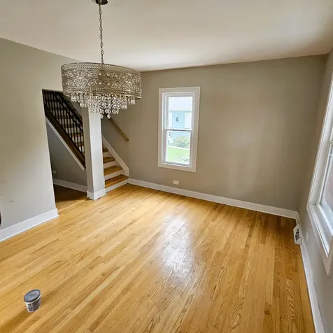 121 4TH Street Libertyville IL 60048