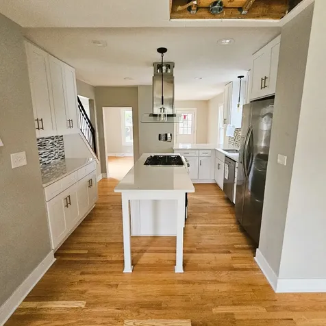 121 4TH Street Libertyville IL 60048