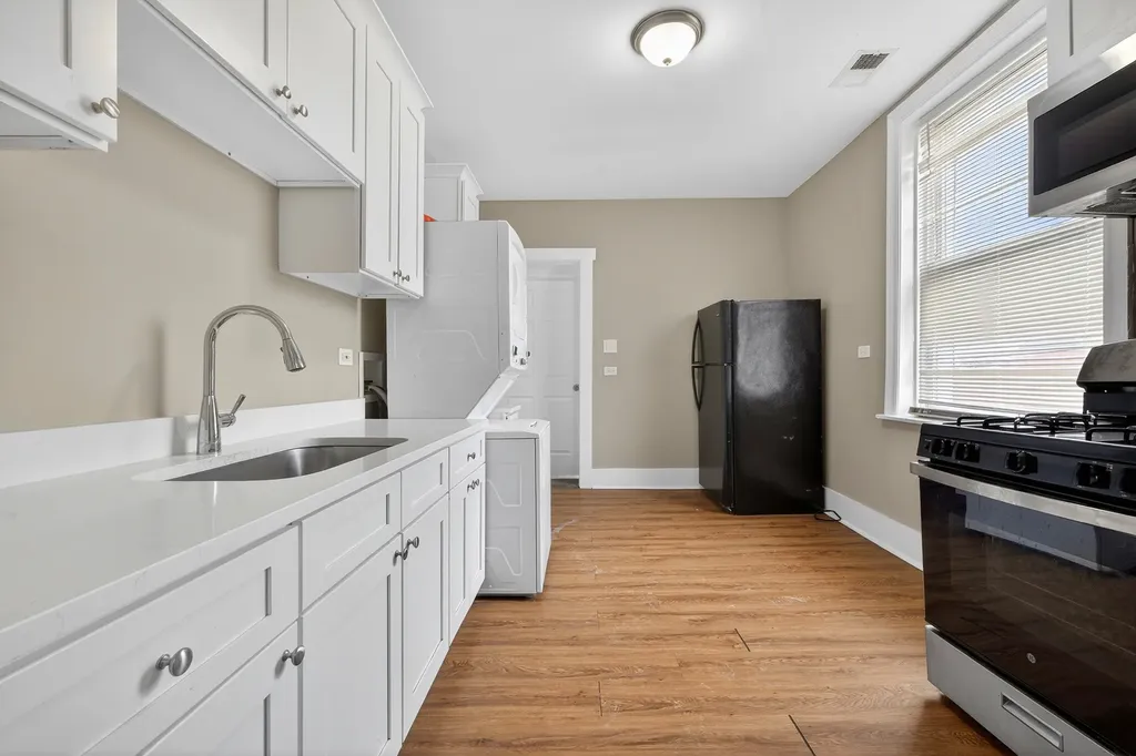 1431 South Tripp Avenue Chicago IL 60623