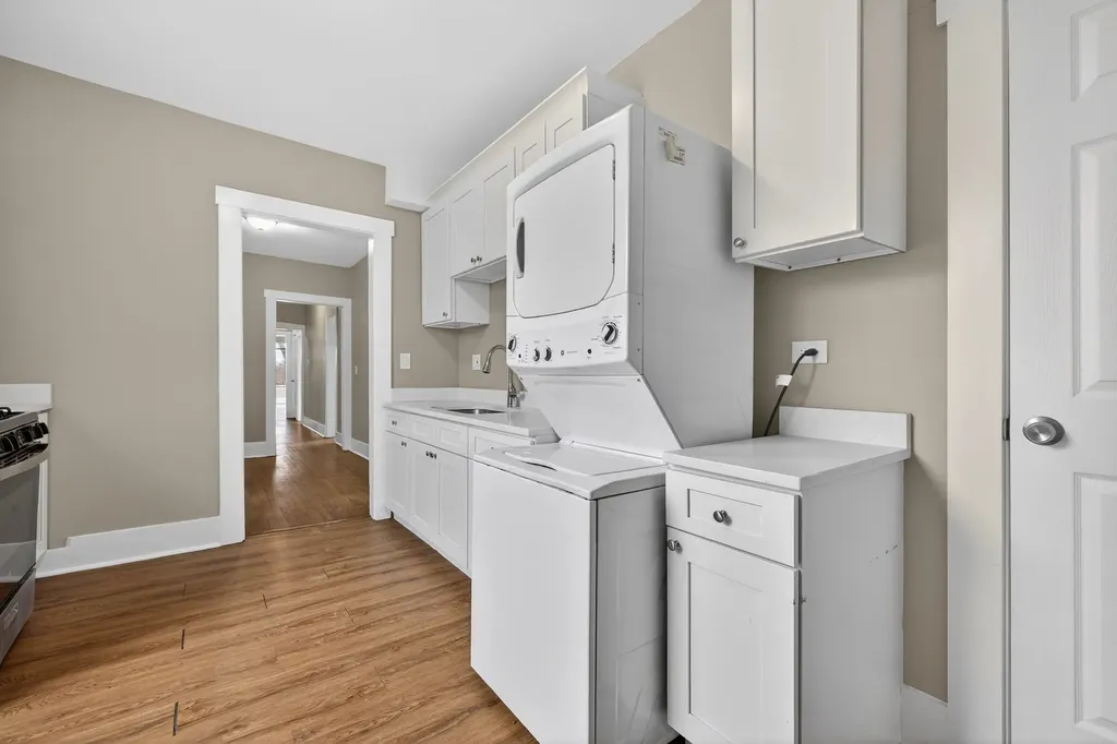 1431 South Tripp Avenue Chicago IL 60623