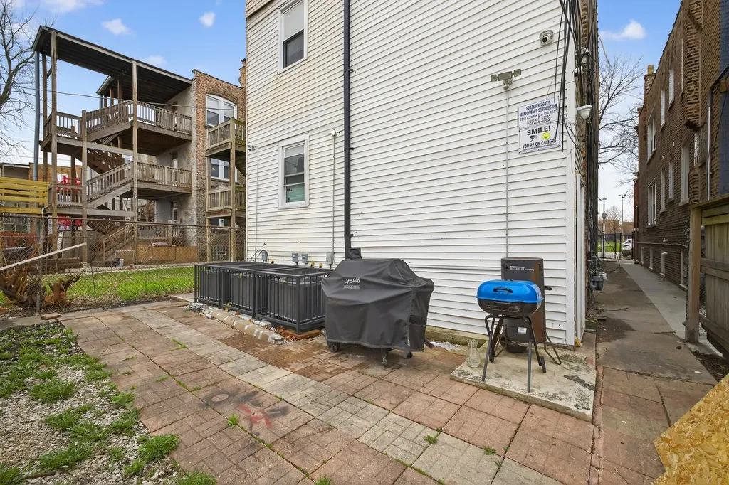 1431 South Tripp Avenue Chicago IL 60623