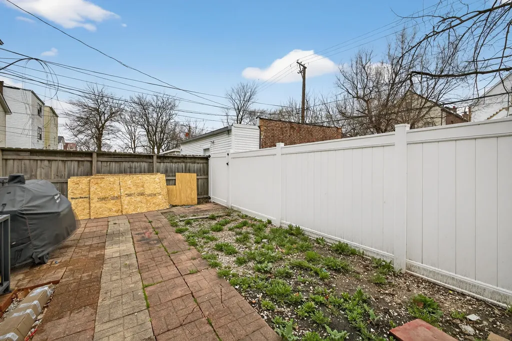 1431 South Tripp Avenue Chicago IL 60623