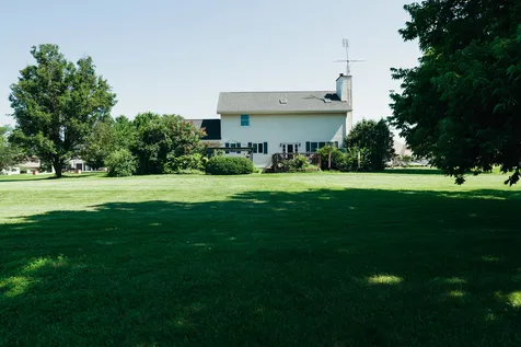 45 Oak Ridge Drive Lasalle IL 61301