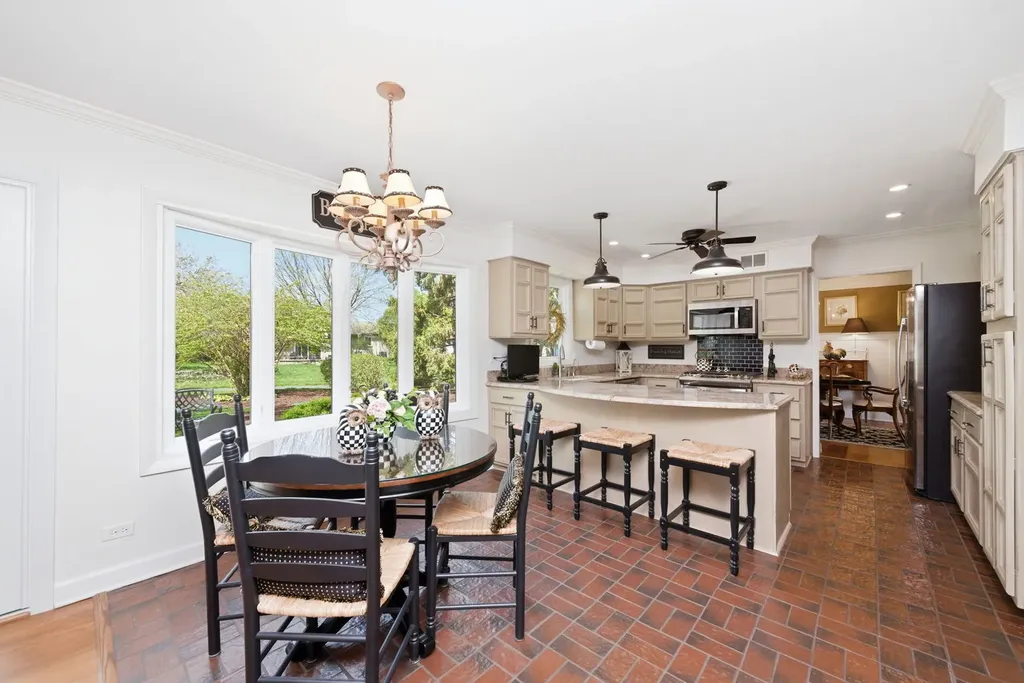 6662 Breckenridge Road Lisle IL 60532