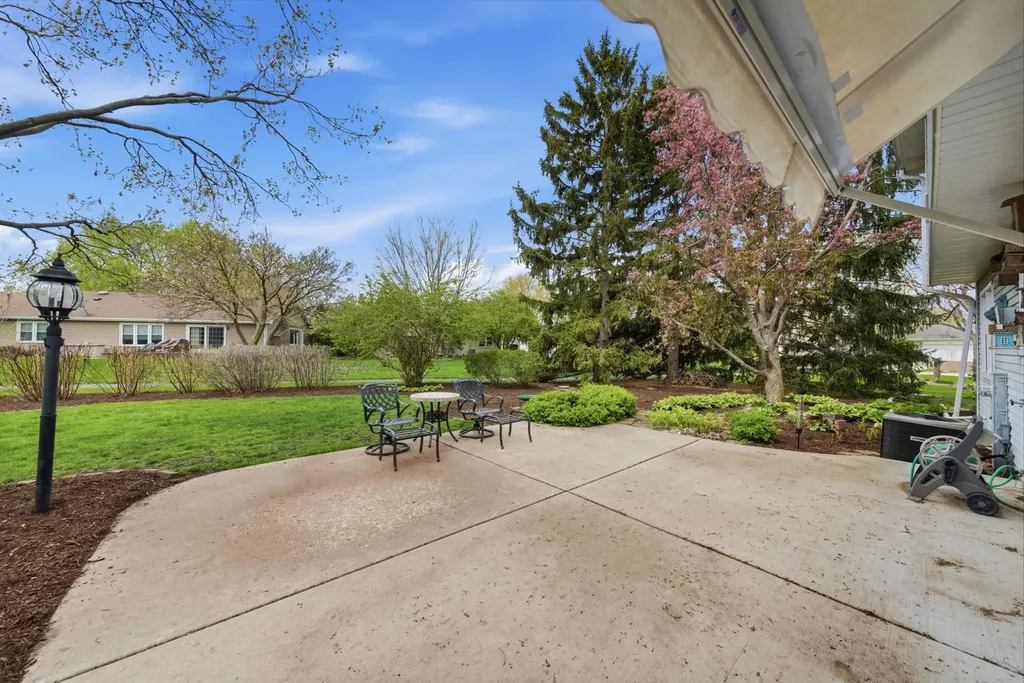 6662 Breckenridge Road Lisle IL 60532