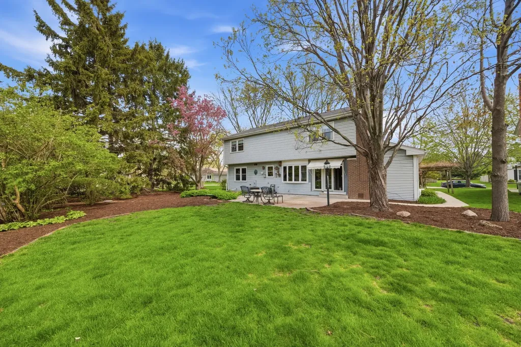 6662 Breckenridge Road Lisle IL 60532