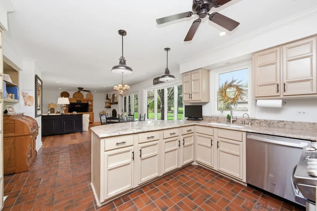 6662 Breckenridge Road Lisle IL 60532