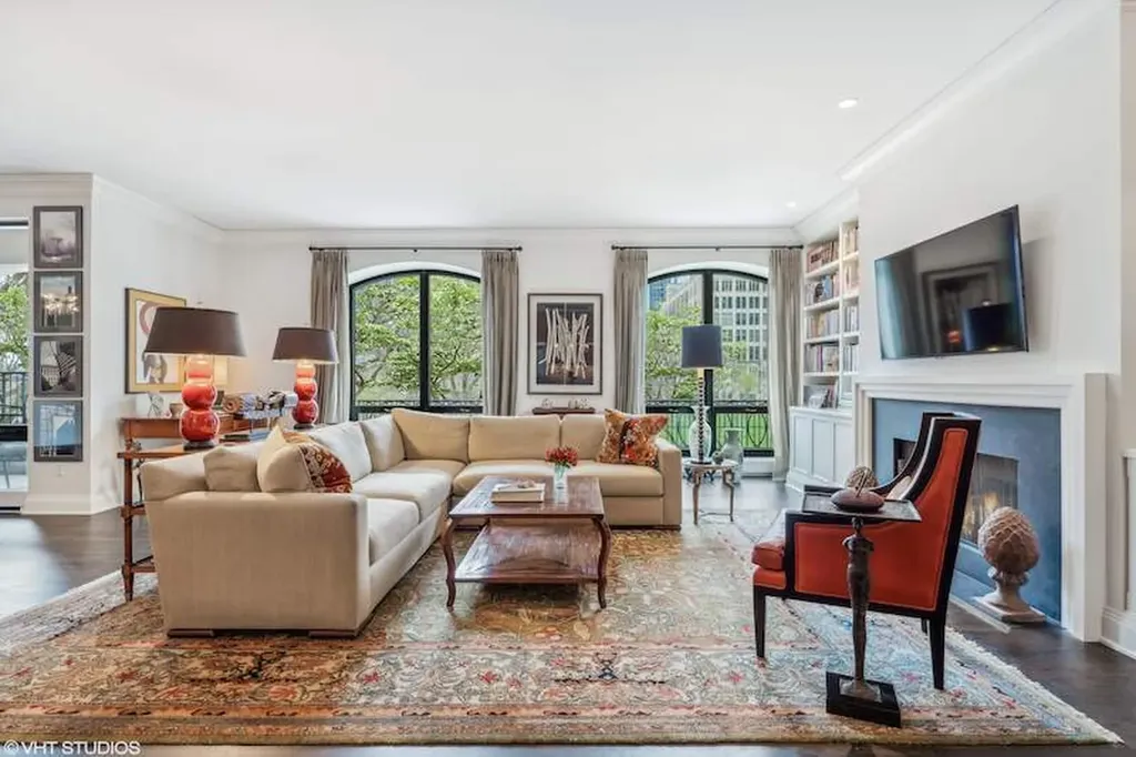840 North Lake Shore Drive Chicago IL 60611