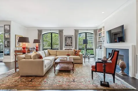 840 North Lake Shore Drive Chicago IL 60611