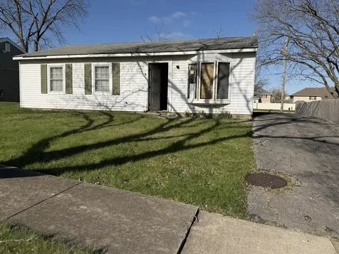22128 Hawthorne Way Richton Park IL 60471