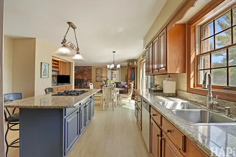 2916 North Bayview Lane Mchenry IL 60051