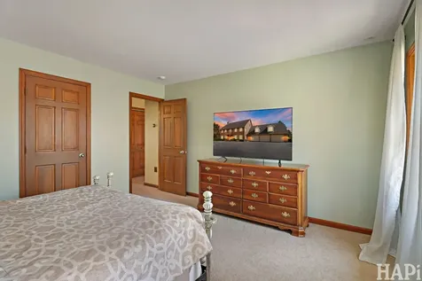 2916 North Bayview Lane Mchenry IL 60051