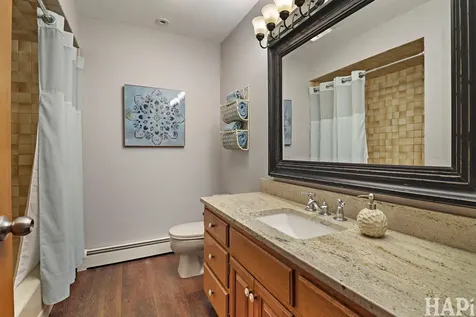 2916 North Bayview Lane Mchenry IL 60051