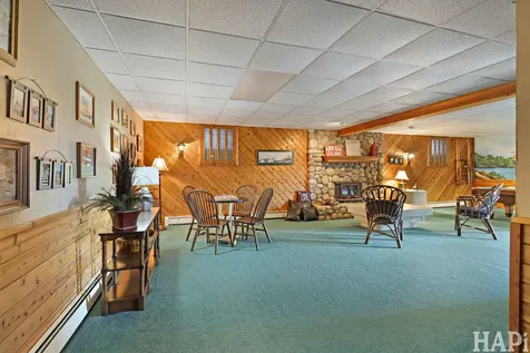 2916 North Bayview Lane Mchenry IL 60051