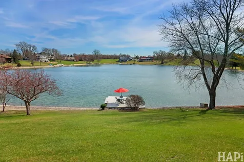 2916 North Bayview Lane Mchenry IL 60051