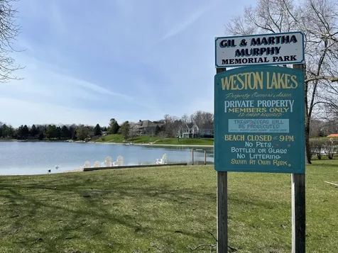 2916 North Bayview Lane Mchenry IL 60051