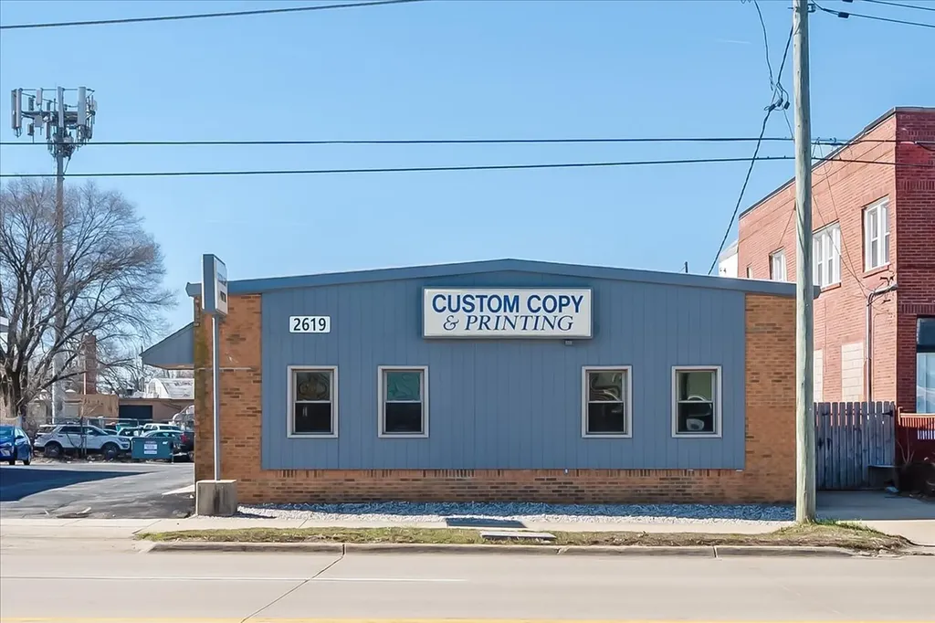 2619 Charles Street Rockford IL 61104