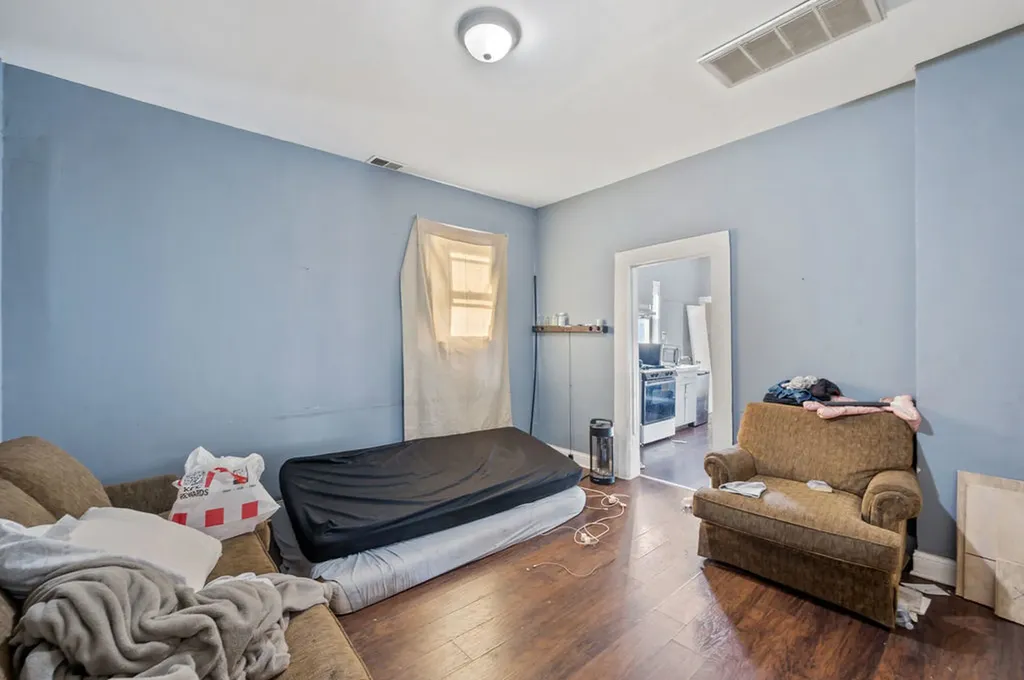 8420 South Burley Avenue Chicago IL 60617