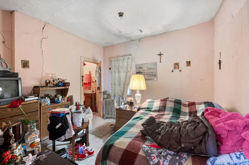 8420 South Burley Avenue Chicago IL 60617