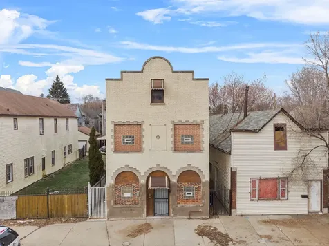 8420 South Burley Avenue Chicago IL 60617