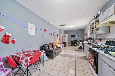 8420 South Burley Avenue Chicago IL 60617